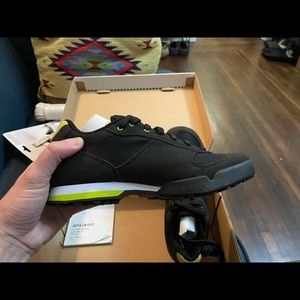 Black Giro Bike click in sneakers. New and never worn EU 37
